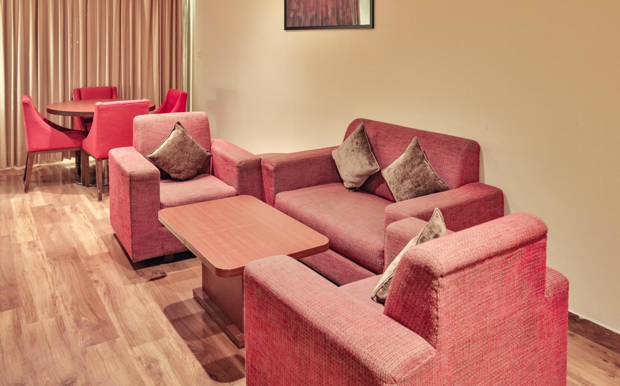 Hotel Cama Mohali Buitenkant foto