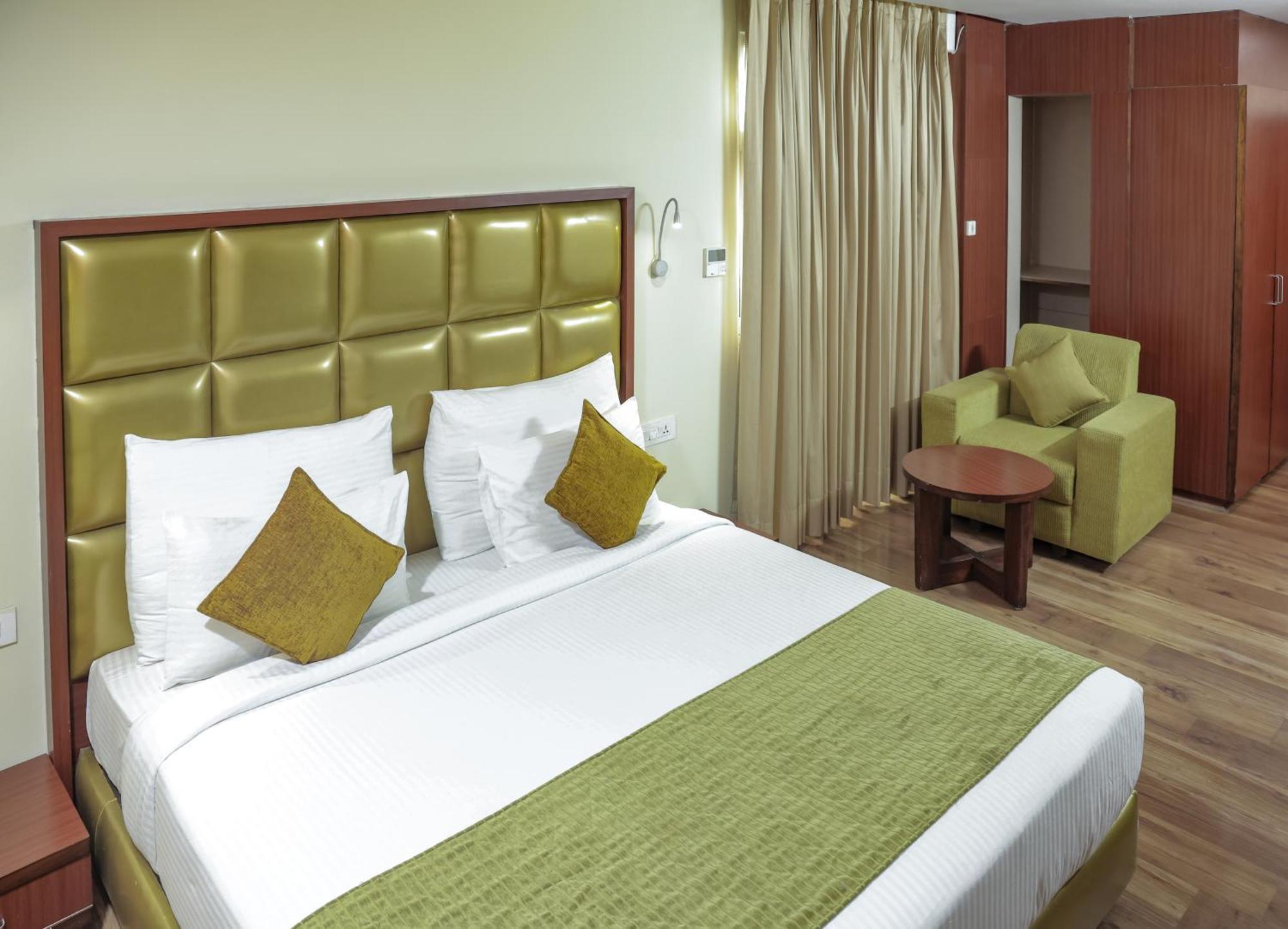 Hotel Cama Mohali Buitenkant foto