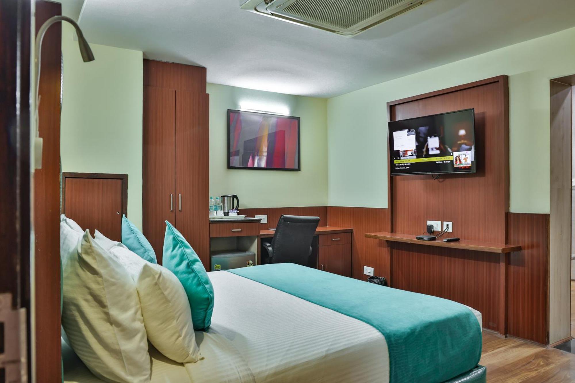 Hotel Cama Mohali Buitenkant foto