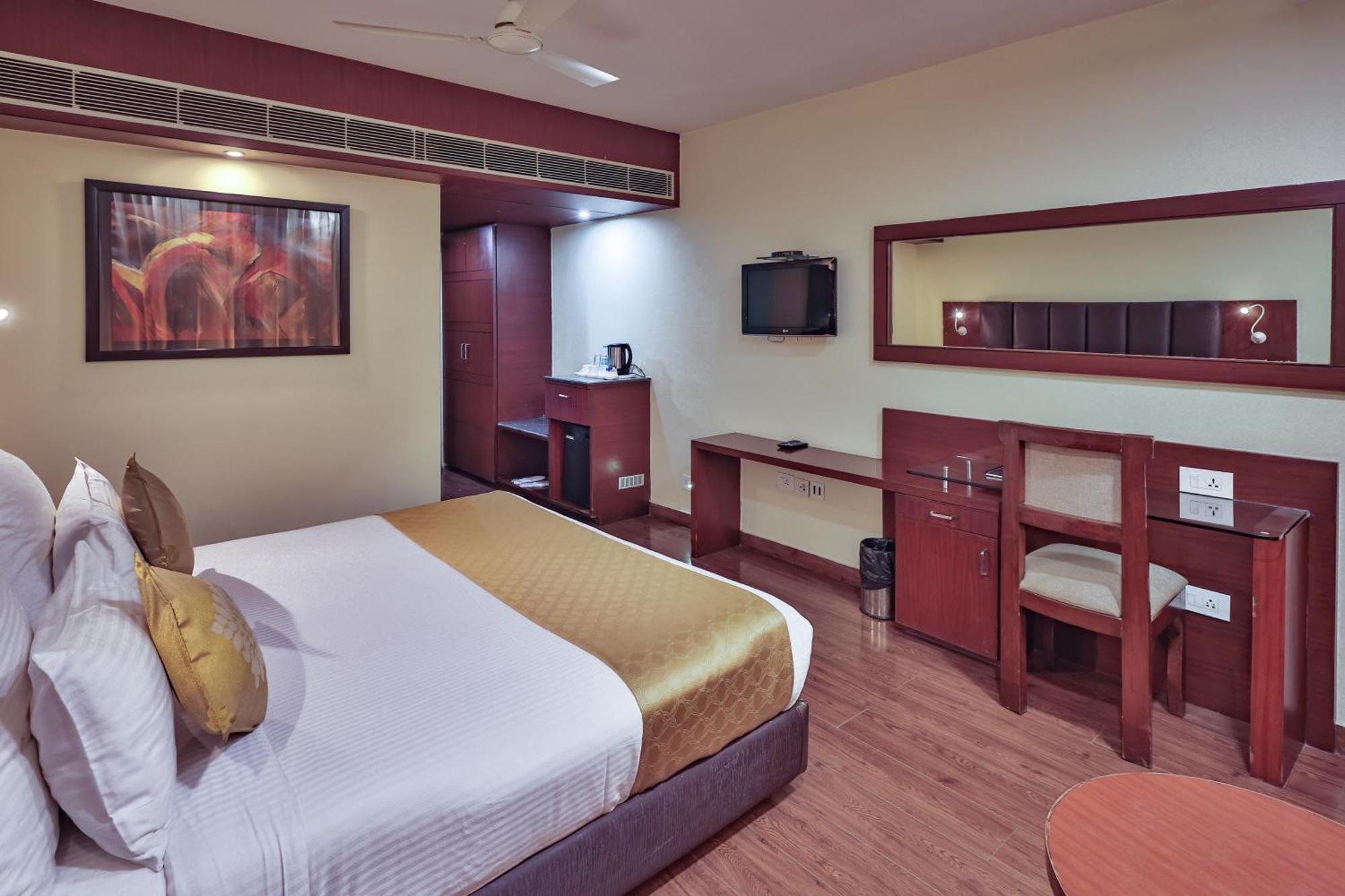 Hotel Cama Mohali Buitenkant foto