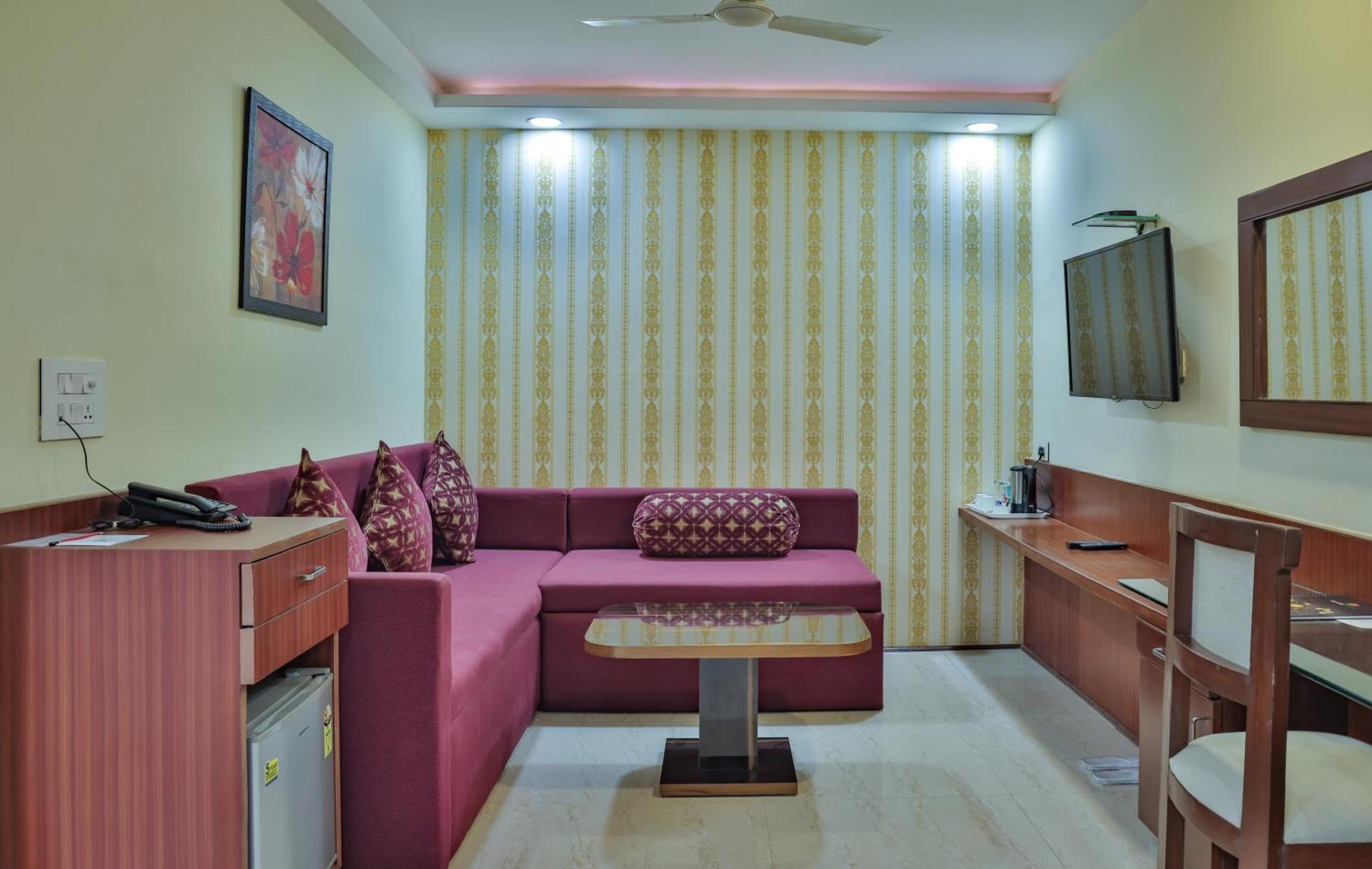 Hotel Cama Mohali Buitenkant foto