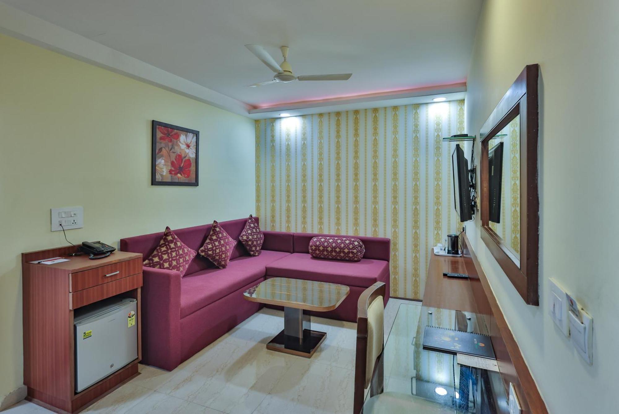 Hotel Cama Mohali Buitenkant foto