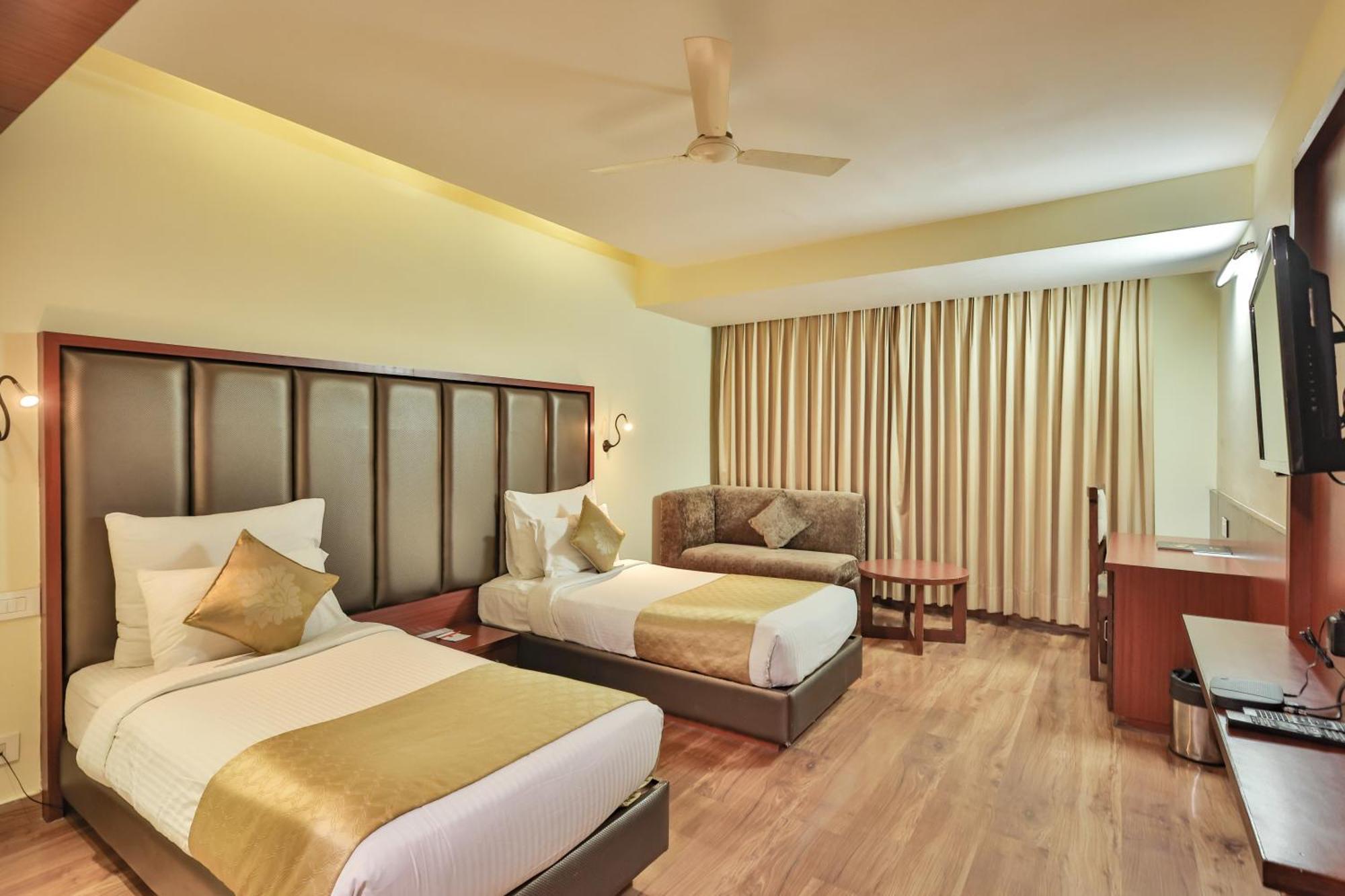 Hotel Cama Mohali Buitenkant foto