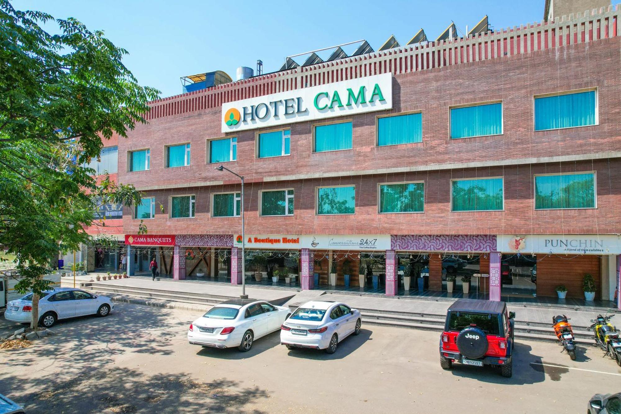 Hotel Cama Mohali Buitenkant foto