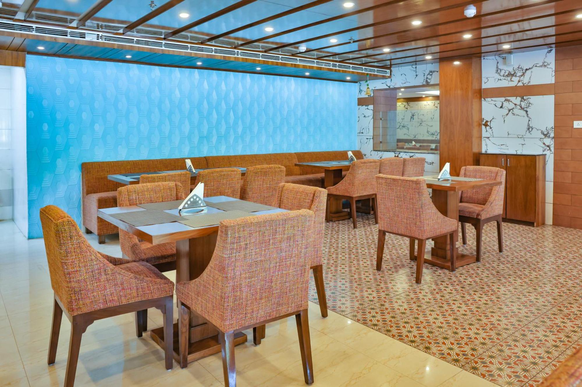 Hotel Cama Mohali Buitenkant foto